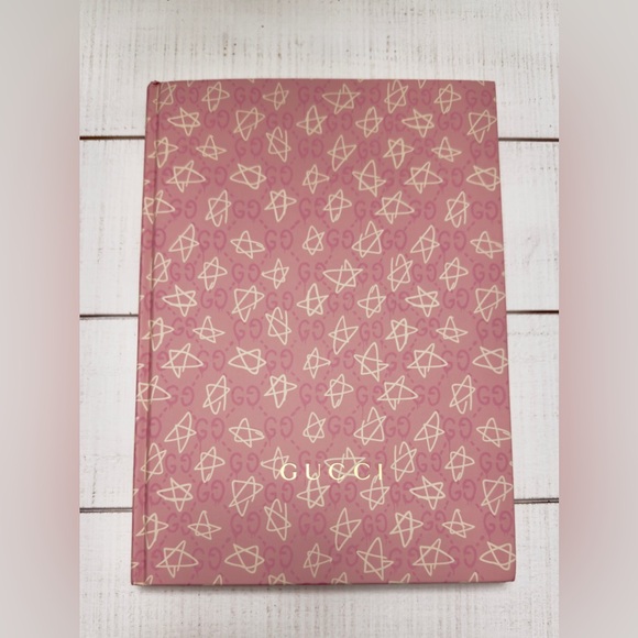 Last 1‼️ Rare Gucci Pink Star Pattern Notebook - Picture 1 of 7